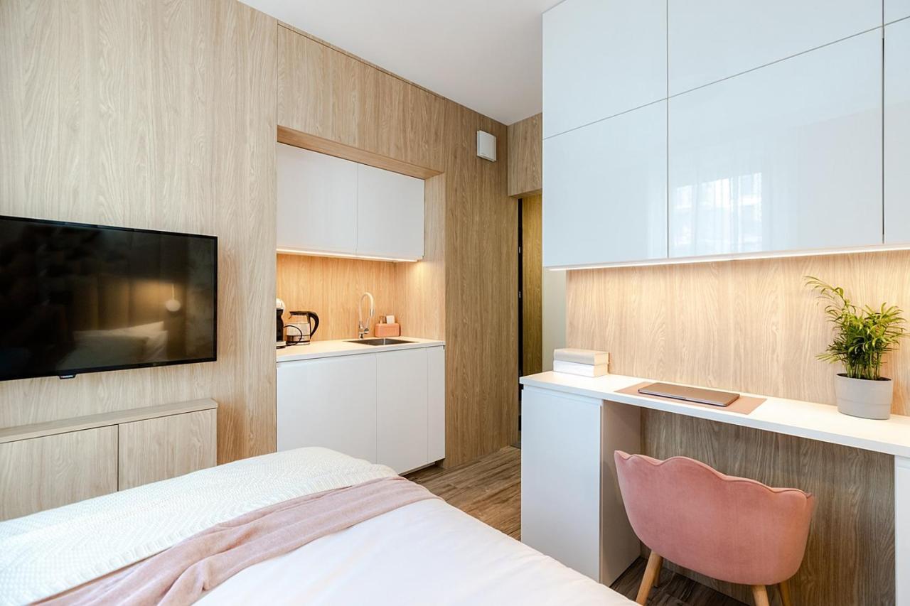 Studio Wola Apartament Kasprzaka - WiFi + smart TV Warszawa Zewnętrze zdjęcie