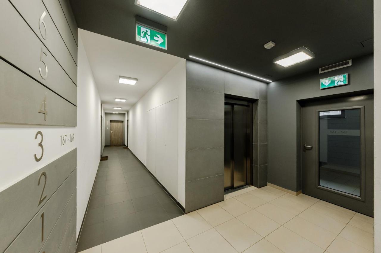 Studio Wola Apartament Kasprzaka - WiFi + smart TV Warszawa Zewnętrze zdjęcie