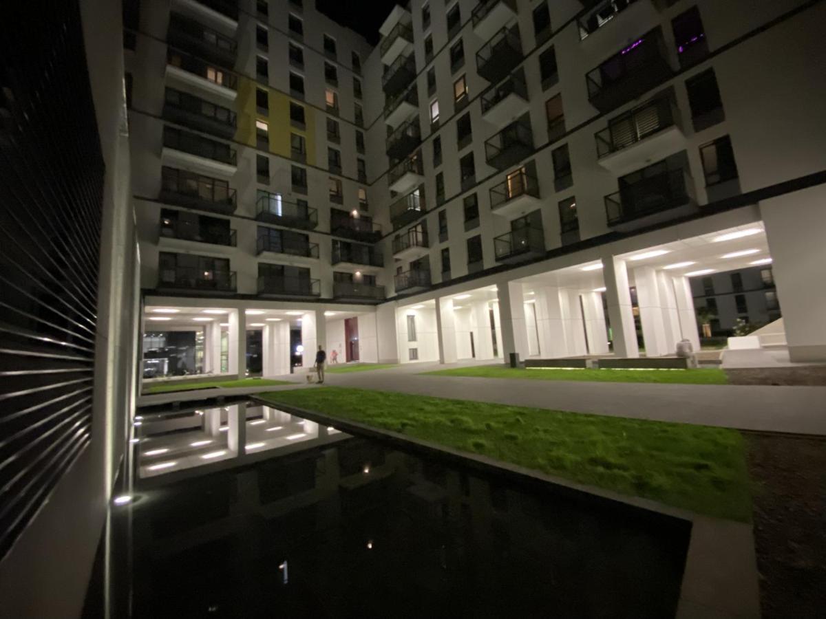 Studio Wola Apartament Kasprzaka - WiFi + smart TV Warszawa Zewnętrze zdjęcie