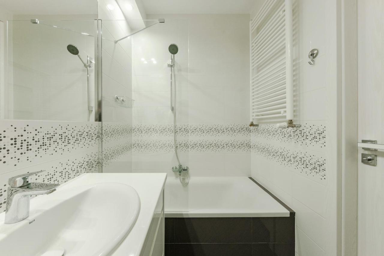 Studio Wola Apartament Kasprzaka - WiFi + smart TV Warszawa Zewnętrze zdjęcie